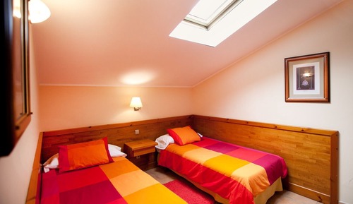 Habitación cuádruple, balcón