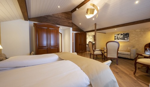 Suite, balcón