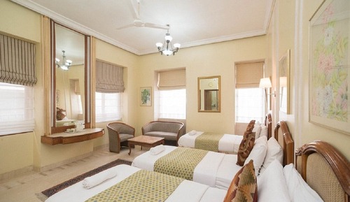 Habitación triple Grand