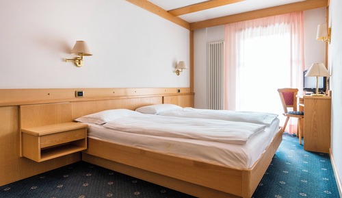 Habitación económica con 1 cama doble o 2 individuales