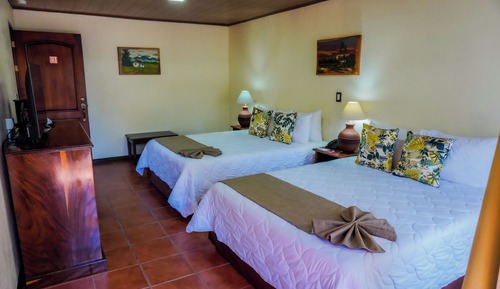 Habitación superior, 2 camas de matrimonio