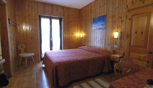 Habitación estándar doble, balcón