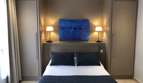 Habitación estándar con 1 cama doble o 2 individuales