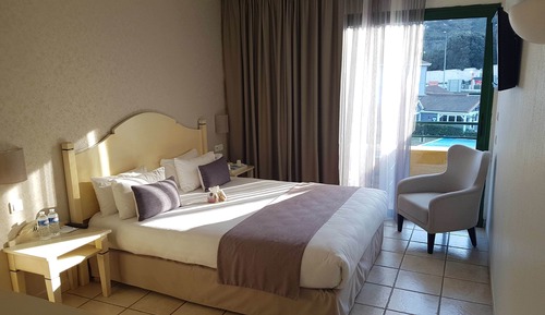 Habitación Confort, 1 cama de matrimonio, no fumadores, terraza
