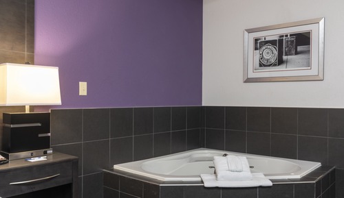 Habitación estándar, 1 cama de matrimonio grande, bañera de hidromasaje