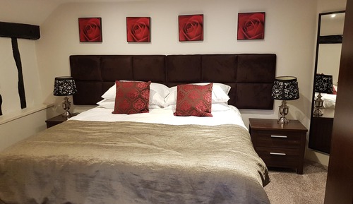 Suite Deluxe, baño privado (Room 8)