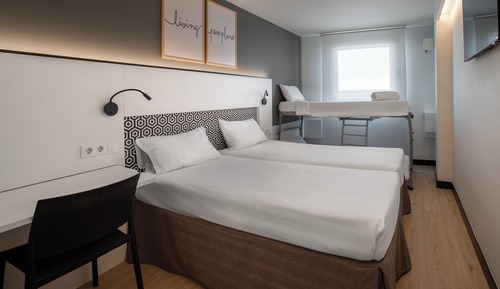 Habitación cuádruple estándar