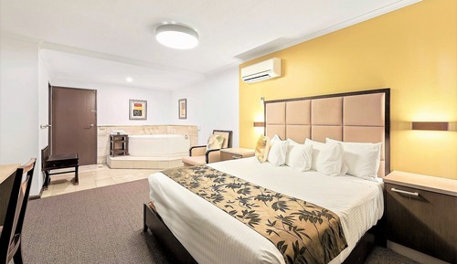 Suite Deluxe, 1 cama de matrimonio grande, no fumadores, bañera de hidromasaje