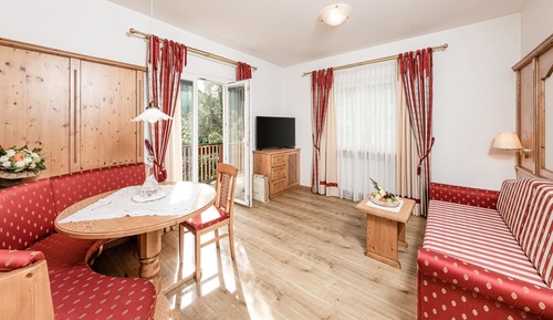 Suite junior, balcón