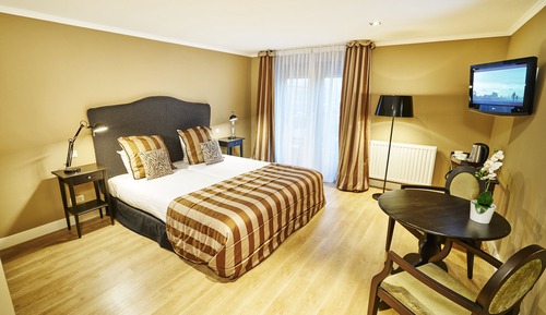 Habitación de lujo con 1 cama doble o 2 individuales