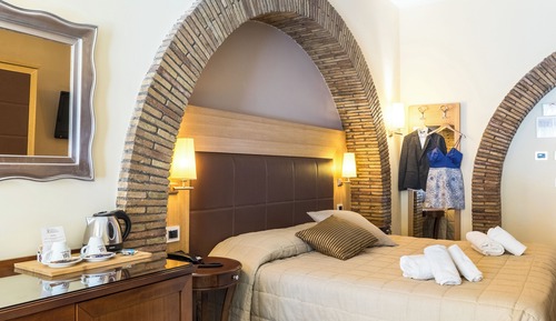 Habitación clásica con 1 cama doble o 2 individuales