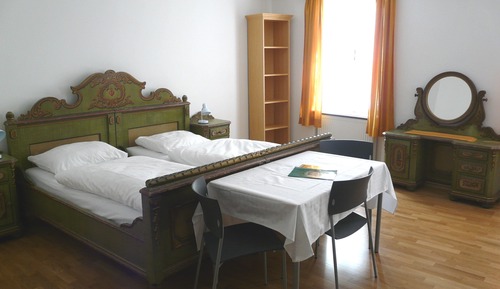 Habitación con 2 camas individuales