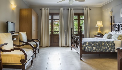 Superior Suite, Courtyard View (no. 106)