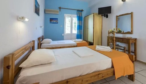 Estudio (Budget, 2-3 adults)