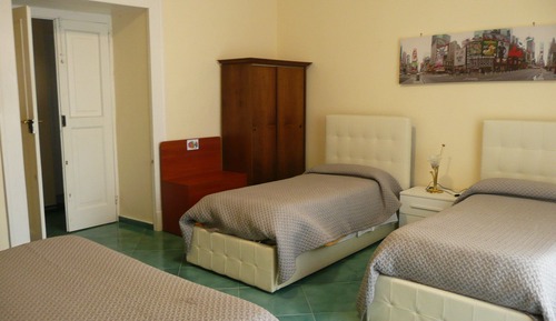 Habitación cuádruple familiar, vistas al mar