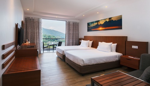 Habitación Deluxe doble, vistas parciales al mar