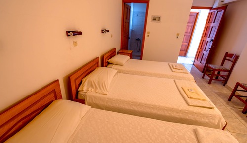 Habitación triple económica