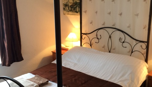 Habitación doble, baño privado (Four Poster Bed)