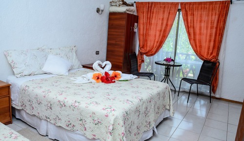 Cabana 1 pax con terraza y vista al mar
