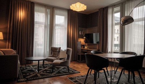 Suite