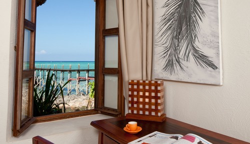 Seafront Suite