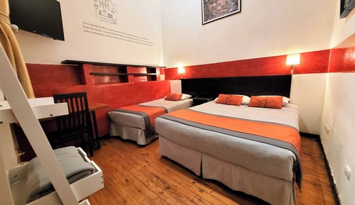 Habitación triple estándar, baño privado