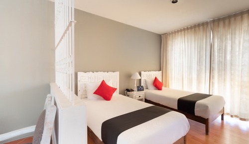 Suite estudio estándar, 2 camas individuales