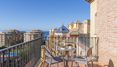 Apartamento superior (2 Adults & 2 Children)