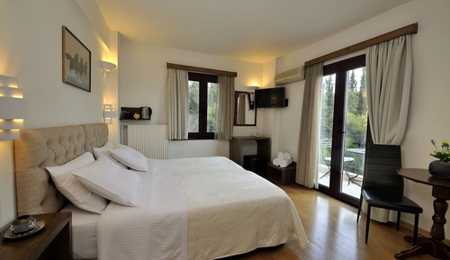 Habitación superior con 1 cama doble o 2 individuales