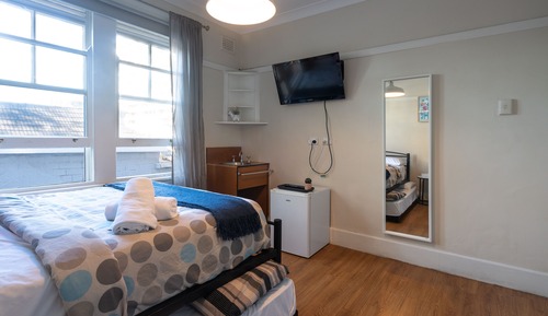 Triple Room, Shared Bathroom