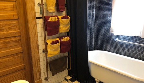 Suite, baño privado, vistas a la ciudad (Room 09)