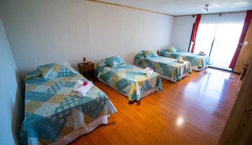 Habitación familiar, vistas al patio