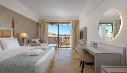 Suite familiar, vistas al mar