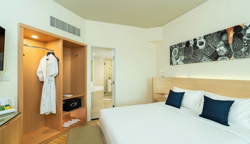 Deluxe Suite Room