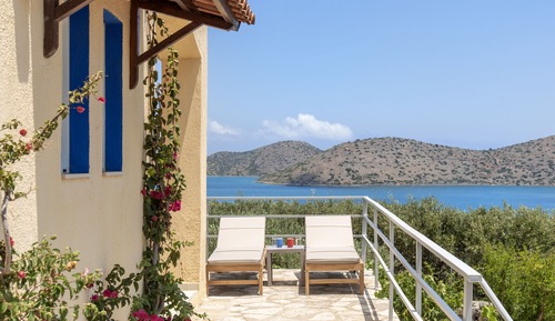Estudio superior, vistas al mar