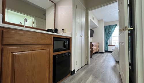 1 Bedroom King Suite with Sofa Bed