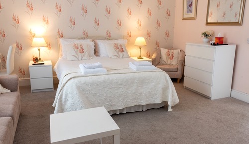 Habitación doble (Large Suite)
