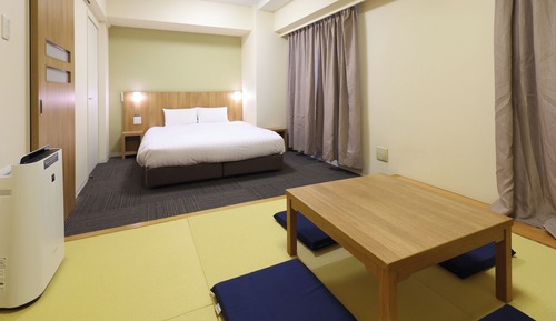 Habitación triple de estilo japonés (Japanese Western, 30sqm)