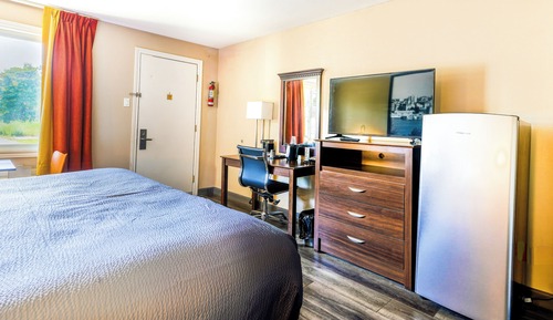 Efficiency, Habitación, 1 cama de matrimonio grande, no fumadores