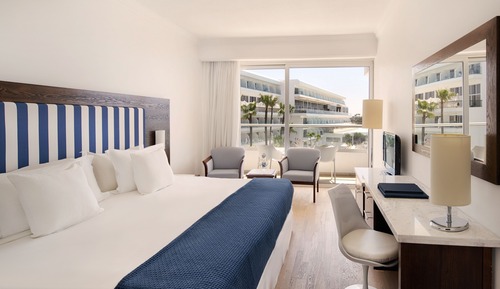 Habitación estándar, vistas parciales al mar