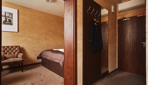 Habitación Business con 1 cama doble o 2 individuales