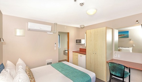 1 cama de matrimonio