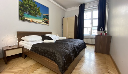 Apartment Selected at Check-In - different locations (5 adults)