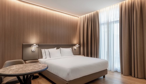 Habitación estándar, 1 cama de matrimonio grande, vistas a la ciudad