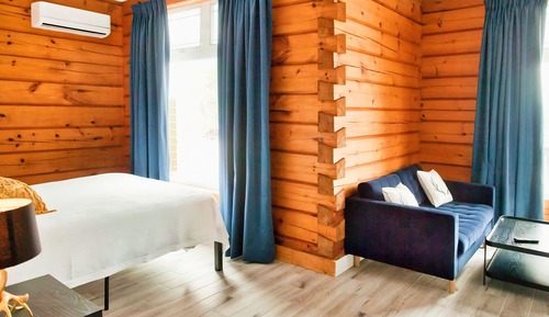 Estudio superior, 1 cama de matrimonio, chimenea, vistas al lago