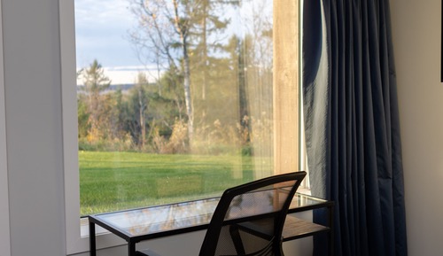 Estudio estándar, 1 cama de matrimonio grande con sofá cama, chimenea, vistas al lago