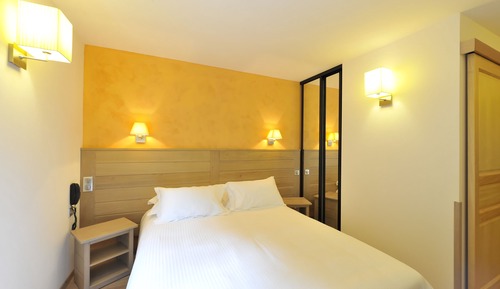Habitación Confort doble, Aire acondicionado, vistas a la ciudad
