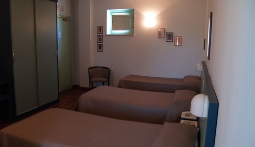 Habitación doble con cama supletoria
