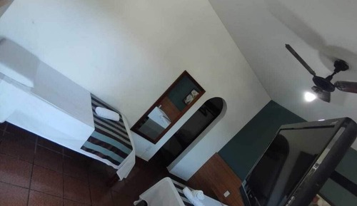 Habitación triple clásica, vistas al jardín