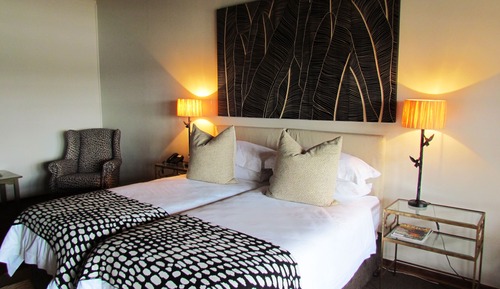 Habitación, vistas al río